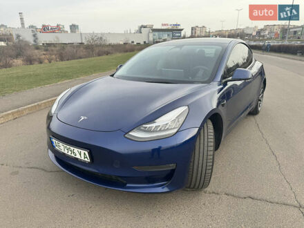 Тесла Модель 3 2022 у Кривому Розі на Automoto.ua Синій Тесла Модель 3, об'ємом двигуна 0 л та пробігом 92 тис. км за 19990 $, фото 1 на Automoto.ua