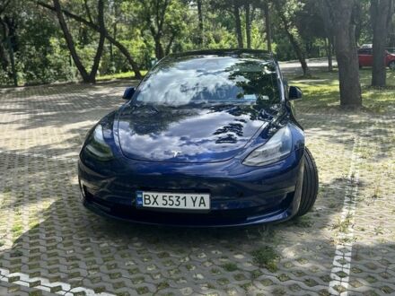 Тесла Модель 3 2022 в Харькове на Automoto.ua Синий Тесла Модель 3, объемом двигателя 0 л и пробегом 114 тыс. км за 17900 $, фото 1 на Automoto.ua