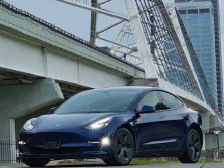 Тесла Модель 3 2023 в Львове на Automoto.ua Синий Тесла Модель 3, объемом двигателя 0 л и пробегом 21 тыс. км за 14500 $, фото 1 на Automoto.ua
