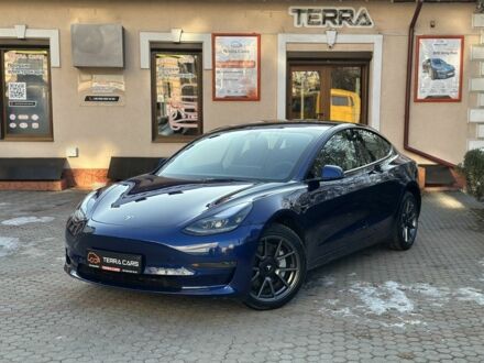 Тесла Модель 3 2023 у Чернівцях на Automoto.ua Синій Тесла Модель 3, об'ємом двигуна 0 л та пробігом 13 тис. км за 20100 $, фото 1 на Automoto.ua