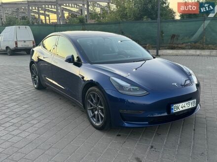 Синий Тесла Модель 3, объемом двигателя 0 л и пробегом 72 тыс. км за 22900 $, фото 1 на Automoto.ua
