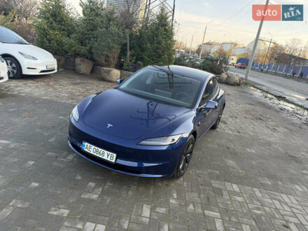 Синий Тесла Модель 3, объемом двигателя 0 л и пробегом 5 тыс. км за 32000 $, фото 1 на Automoto.ua