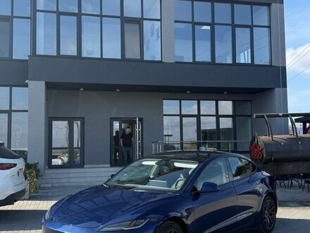 Синий Тесла Модель 3, объемом двигателя 0 л и пробегом 5 тыс. км за 24200 $, фото 1 на Automoto.ua