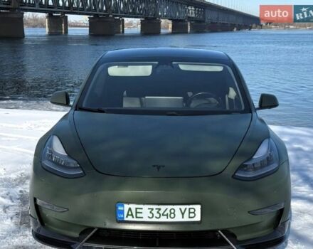 Зелений Тесла Модель 3, об'ємом двигуна 0 л та пробігом 150 тис. км за 18000 $, фото 1 на Automoto.ua