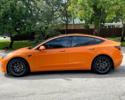 Помаранчевий Тесла Модель 3, об'ємом двигуна 0 л та пробігом 16 тис. км за 11300 $, фото 2 на Automoto.ua