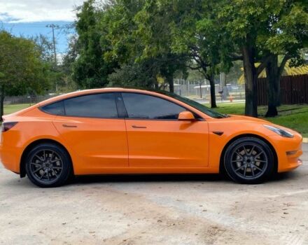 Помаранчевий Тесла Модель 3, об'ємом двигуна 0 л та пробігом 16 тис. км за 11300 $, фото 6 на Automoto.ua