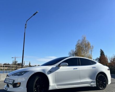 Белый Тесла Модель С, объемом двигателя 0 л и пробегом 176 тыс. км за 12500 $, фото 4 на Automoto.ua