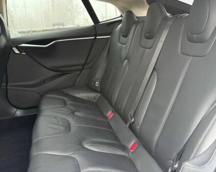 Белый Тесла Модель С, объемом двигателя 0 л и пробегом 189 тыс. км за 15700 $, фото 5 на Automoto.ua