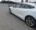 Білий Тесла Модель С, об'ємом двигуна 0 л та пробігом 178 тис. км за 10600 $, фото 1 на Automoto.ua
