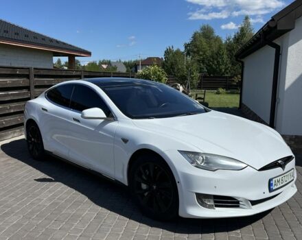 Белый Тесла Модель С, объемом двигателя 0 л и пробегом 298 тыс. км за 11493 $, фото 1 на Automoto.ua