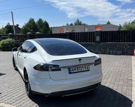 Белый Тесла Модель С, объемом двигателя 0 л и пробегом 298 тыс. км за 11493 $, фото 5 на Automoto.ua