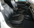 Білий Тесла Модель С, об'ємом двигуна 0 л та пробігом 132 тис. км за 23000 $, фото 7 на Automoto.ua
