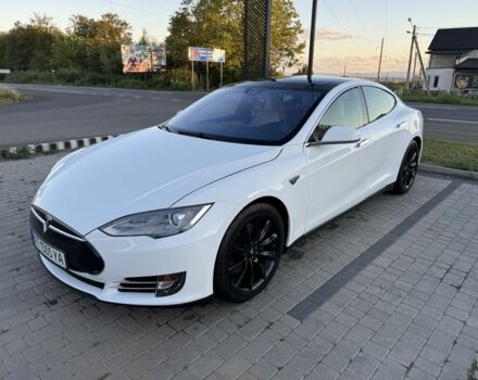 Білий Тесла Модель С, об'ємом двигуна 0 л та пробігом 106 тис. км за 15623 $, фото 1 на Automoto.ua