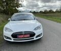 Белый Тесла Модель С, объемом двигателя 5 л и пробегом 189 тыс. км за 13700 $, фото 4 на Automoto.ua