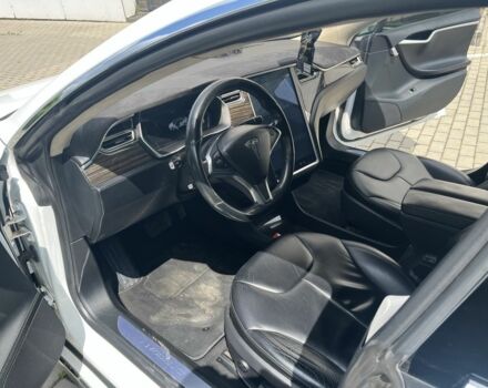 Белый Тесла Модель С, объемом двигателя 0 л и пробегом 116 тыс. км за 15999 $, фото 12 на Automoto.ua