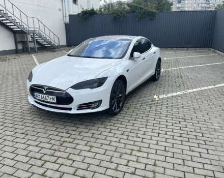 Белый Тесла Модель С, объемом двигателя 0 л и пробегом 116 тыс. км за 15999 $, фото 1 на Automoto.ua