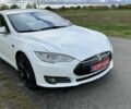 Белый Тесла Модель С, объемом двигателя 5 л и пробегом 189 тыс. км за 13700 $, фото 1 на Automoto.ua