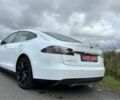 Белый Тесла Модель С, объемом двигателя 5 л и пробегом 189 тыс. км за 13700 $, фото 6 на Automoto.ua