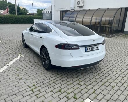 Белый Тесла Модель С, объемом двигателя 0 л и пробегом 116 тыс. км за 15999 $, фото 5 на Automoto.ua