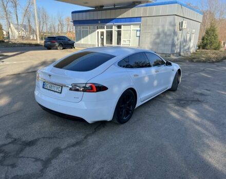 Білий Тесла Модель С, об'ємом двигуна 0 л та пробігом 172 тис. км за 16600 $, фото 12 на Automoto.ua