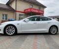 Белый Тесла Модель С, объемом двигателя 0 л и пробегом 64 тыс. км за 17500 $, фото 4 на Automoto.ua