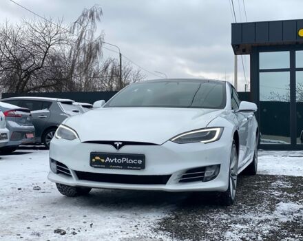 Белый Тесла Модель С, объемом двигателя 0 л и пробегом 178 тыс. км за 18300 $, фото 29 на Automoto.ua