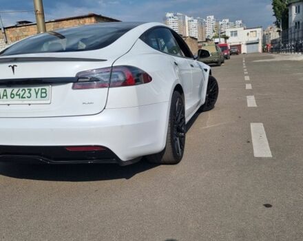 Белый Тесла Модель С, объемом двигателя 0 л и пробегом 23 тыс. км за 45000 $, фото 4 на Automoto.ua