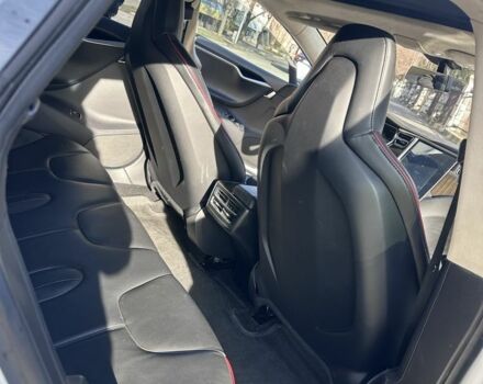 Белый Тесла Модель С, объемом двигателя 0 л и пробегом 170 тыс. км за 13500 $, фото 6 на Automoto.ua