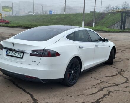 Білий Тесла Модель С, об'ємом двигуна 0 л та пробігом 164 тис. км за 15000 $, фото 2 на Automoto.ua