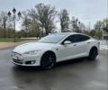Белый Тесла Модель С, объемом двигателя 0 л и пробегом 320 тыс. км за 11378 $, фото 3 на Automoto.ua