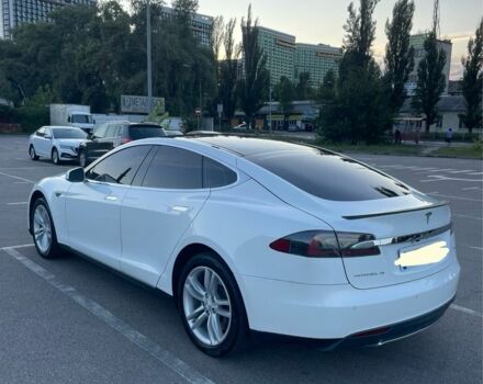 Білий Тесла Модель С, об'ємом двигуна 0 л та пробігом 228 тис. км за 13000 $, фото 5 на Automoto.ua