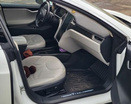 Білий Тесла Модель С, об'ємом двигуна 0 л та пробігом 164 тис. км за 15000 $, фото 4 на Automoto.ua