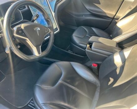 Белый Тесла Модель С, объемом двигателя 0 л и пробегом 168 тыс. км за 12700 $, фото 5 на Automoto.ua