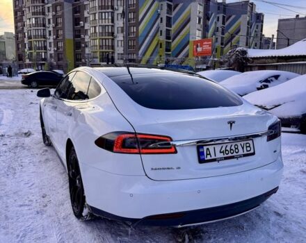 Белый Тесла Модель С, объемом двигателя 0 л и пробегом 286 тыс. км за 11999 $, фото 3 на Automoto.ua