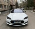Белый Тесла Модель С, объемом двигателя 6 л и пробегом 152 тыс. км за 12900 $, фото 2 на Automoto.ua