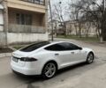 Белый Тесла Модель С, объемом двигателя 6 л и пробегом 152 тыс. км за 11900 $, фото 7 на Automoto.ua