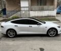 Белый Тесла Модель С, объемом двигателя 6 л и пробегом 152 тыс. км за 11900 $, фото 6 на Automoto.ua