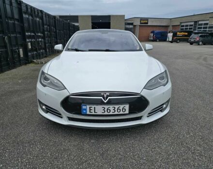 Белый Тесла Модель С, объемом двигателя 0 л и пробегом 168 тыс. км за 13400 $, фото 3 на Automoto.ua