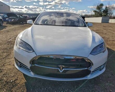 Білий Тесла Модель С, об'ємом двигуна 0 л та пробігом 151 тис. км за 2100 $, фото 4 на Automoto.ua
