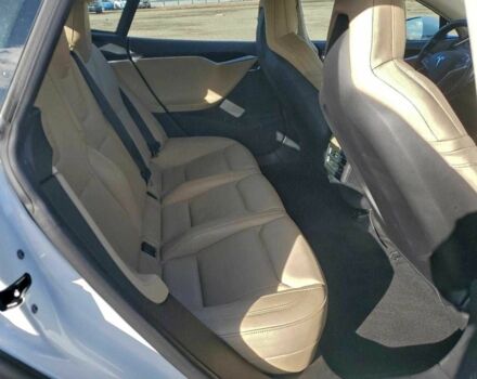 Білий Тесла Модель С, об'ємом двигуна 0 л та пробігом 151 тис. км за 2100 $, фото 9 на Automoto.ua