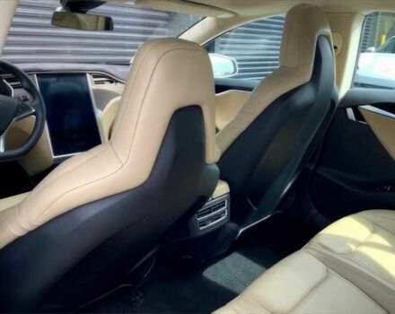 Белый Тесла Модель С, объемом двигателя 0 л и пробегом 79 тыс. км за 4500 $, фото 9 на Automoto.ua