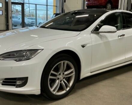 Білий Тесла Модель С, об'ємом двигуна 0 л та пробігом 121 тис. км за 13100 $, фото 1 на Automoto.ua