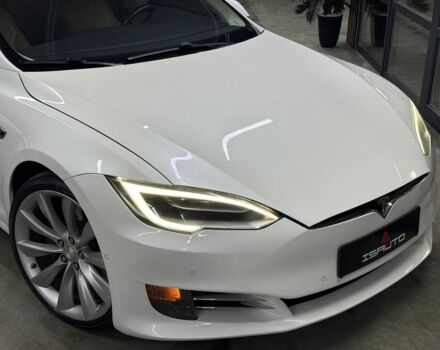 Білий Тесла Модель С, об'ємом двигуна 0 л та пробігом 61 тис. км за 15500 $, фото 1 на Automoto.ua