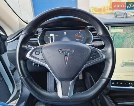 Белый Тесла Модель С, объемом двигателя 0 л и пробегом 119 тыс. км за 23999 $, фото 85 на Automoto.ua