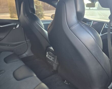 Белый Тесла Модель С, объемом двигателя 0 л и пробегом 445 тыс. км за 339 $, фото 7 на Automoto.ua