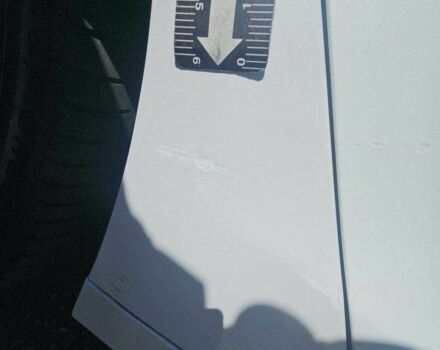 Белый Тесла Модель С, объемом двигателя 0 л и пробегом 120 тыс. км за 4500 $, фото 5 на Automoto.ua