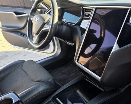 Белый Тесла Модель С, объемом двигателя 0 л и пробегом 445 тыс. км за 339 $, фото 17 на Automoto.ua