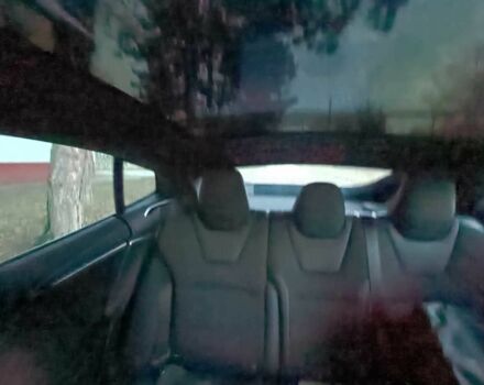 Белый Тесла Модель С, объемом двигателя 0 л и пробегом 111 тыс. км за 13600 $, фото 7 на Automoto.ua