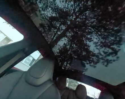 Белый Тесла Модель С, объемом двигателя 0 л и пробегом 111 тыс. км за 13600 $, фото 6 на Automoto.ua