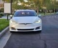 Тесла Модель С 2017 в Киеве на Automoto.ua Белый Тесла Модель С, объемом двигателя 0 л и пробегом 54 тыс. км за 11000 $, фото 1 на Automoto.ua